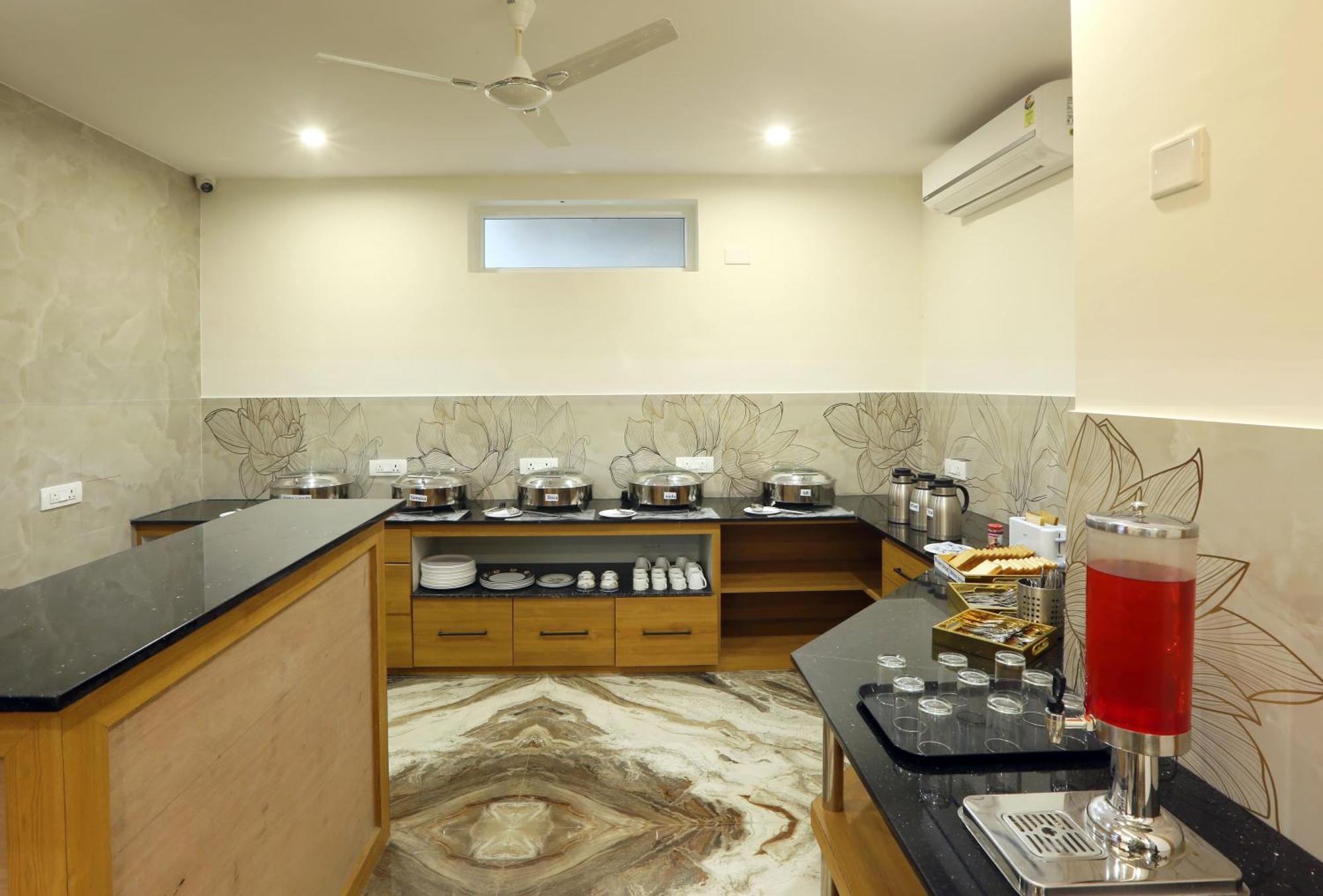 Hotel Sterling Plaza- Bangalore International Airport Dod Jala Dış mekan fotoğraf