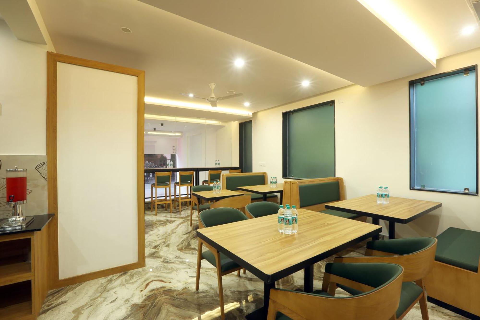 Hotel Sterling Plaza- Bangalore International Airport Dod Jala Dış mekan fotoğraf