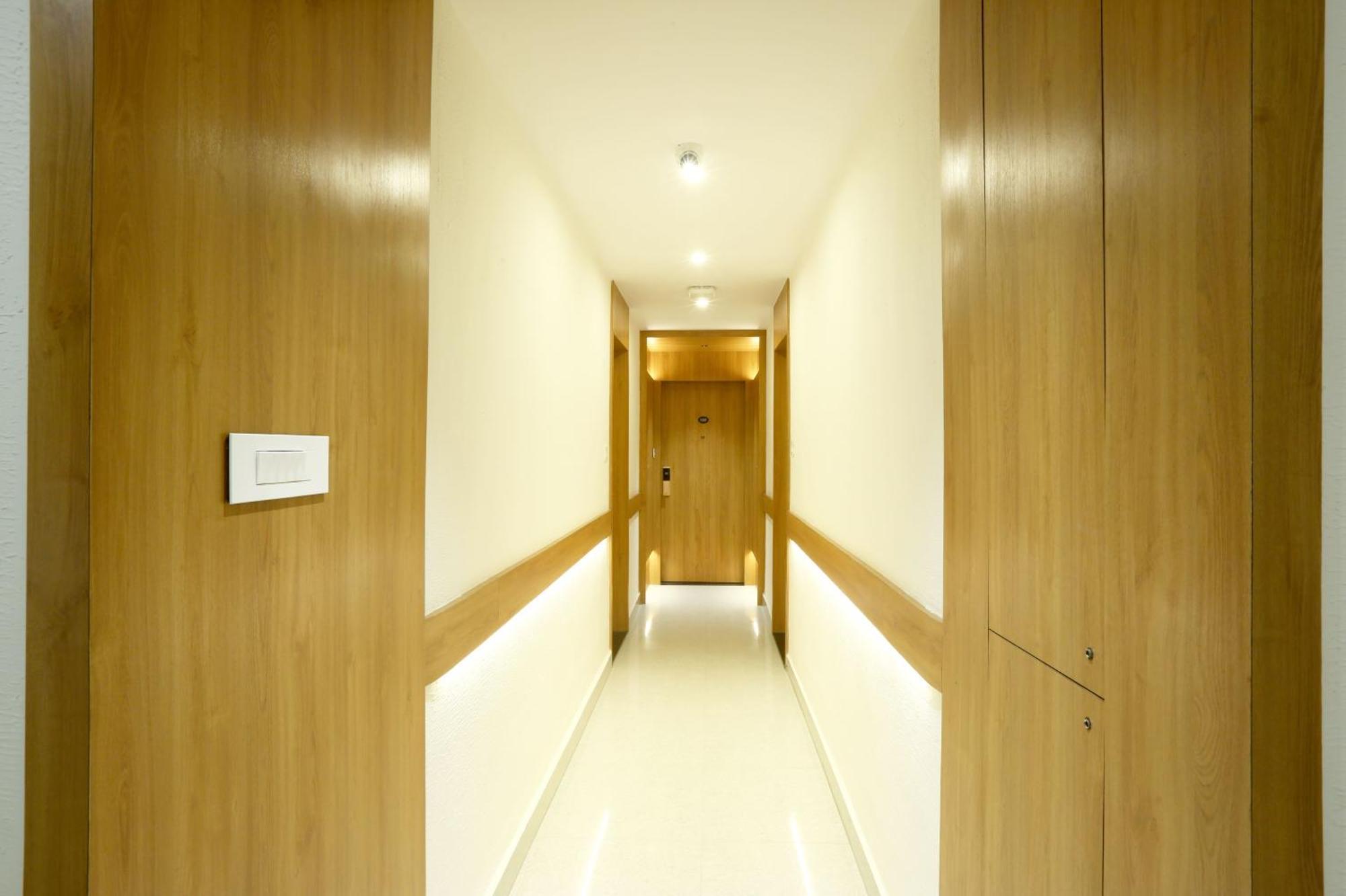 Hotel Sterling Plaza- Bangalore International Airport Dod Jala Dış mekan fotoğraf